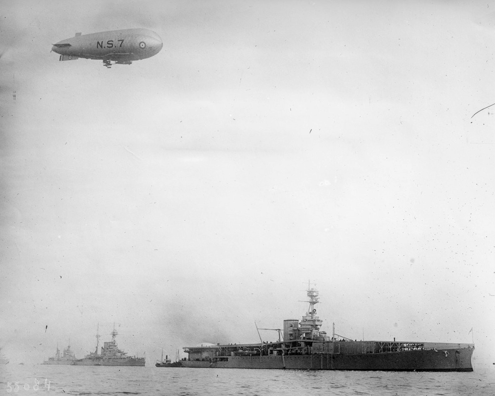 NS7 Aircraft carrier – BnF