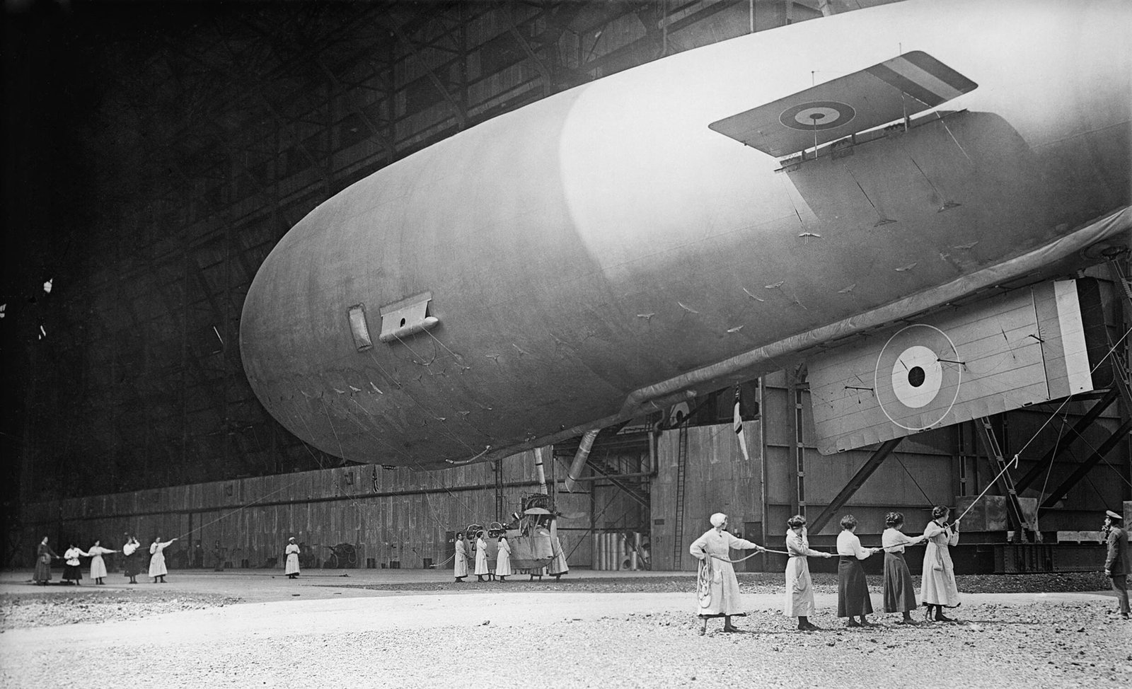 Sea_Scout_Zero_(SSZ)_airship_at_Howden_Q27507